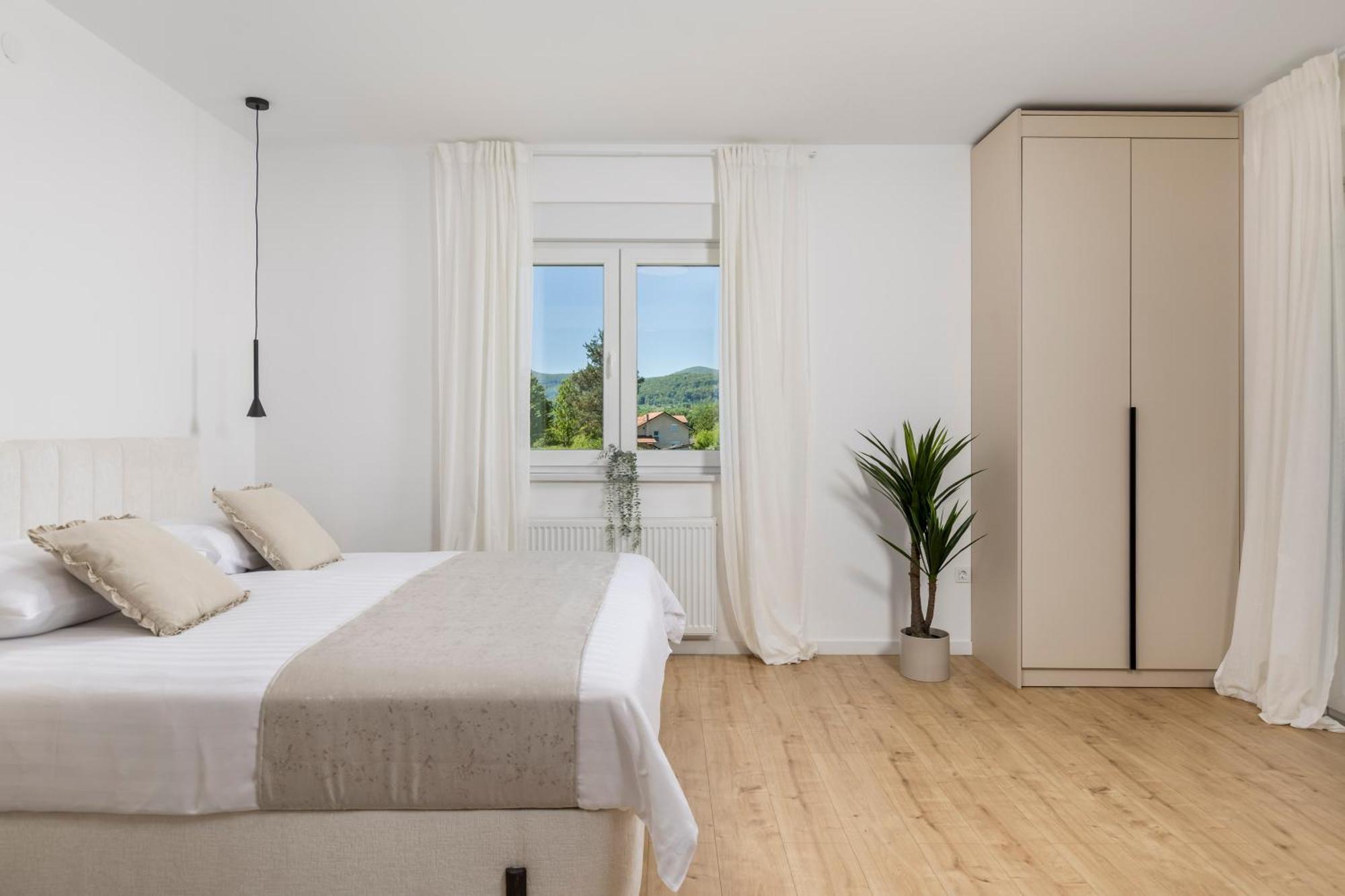 Villa Artemis Plitvička Jezera Exteriör bild